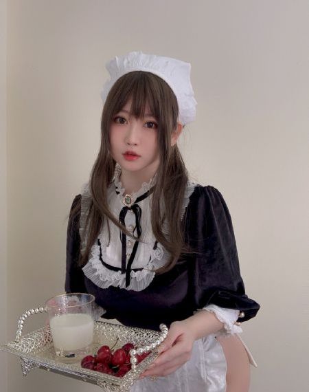 欧美女孩内衣写真_720在线观看电视
