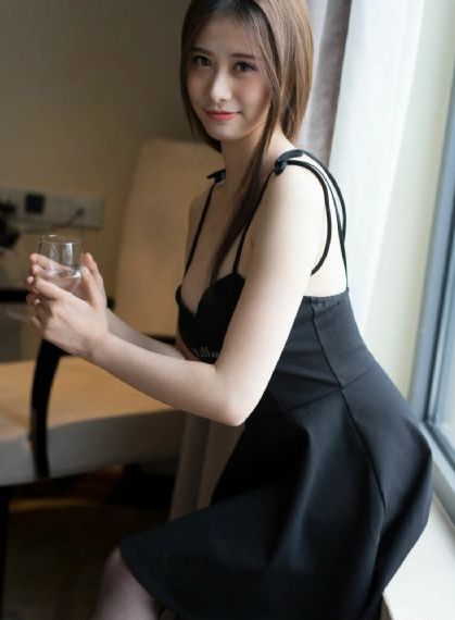 日韩抹油美女劲爆热舞_720影视在线观看